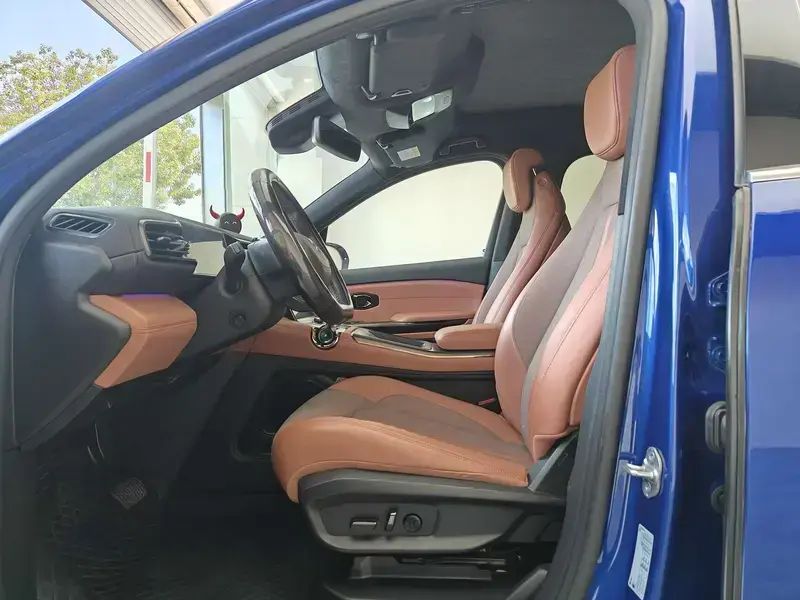 2020 Nio EC6 с пробегом 121 000 км
