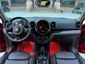 2020 Mini Countryman с пробегом 73 000 км