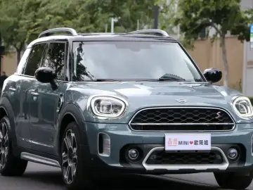 2021 Mini Countryman с пробегом 46 000 км