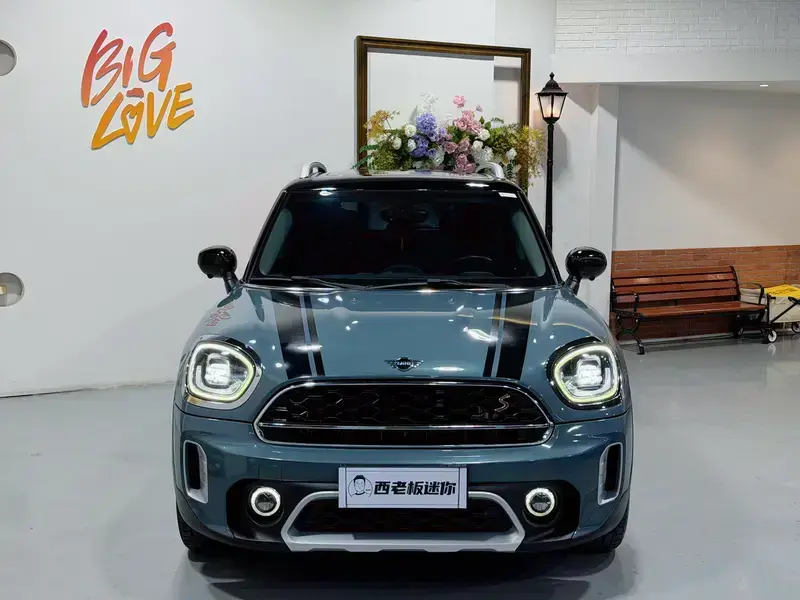 2022 Mini Countryman с пробегом 49 000 км