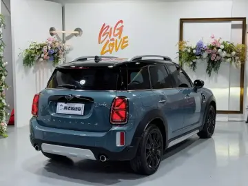 2022 Mini Countryman с пробегом 49 000 км