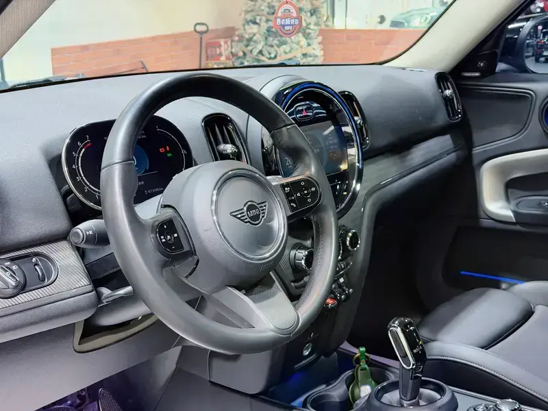 2022 Mini Countryman с пробегом 49 000 км