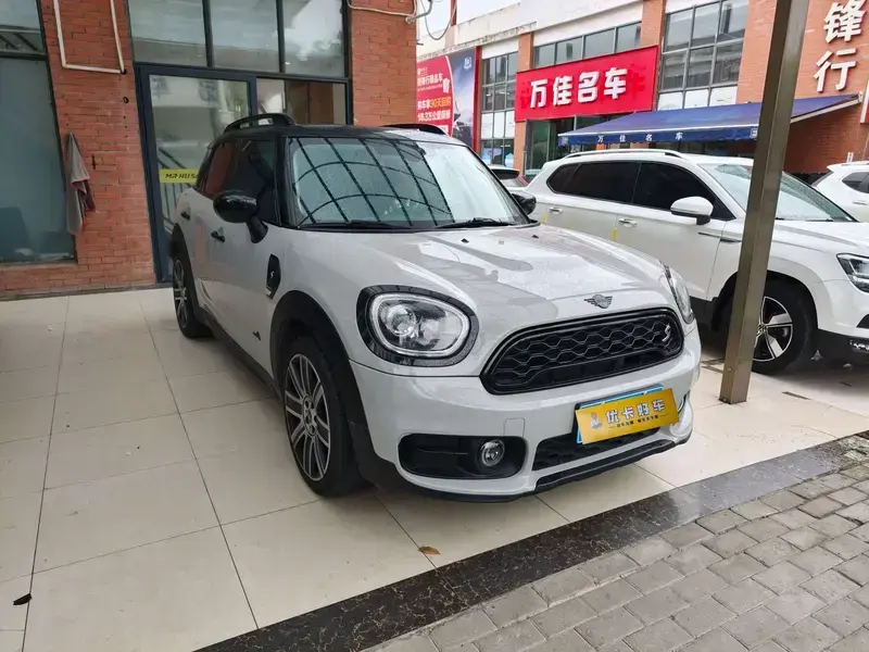 2020 Mini Countryman с пробегом 34 100 км