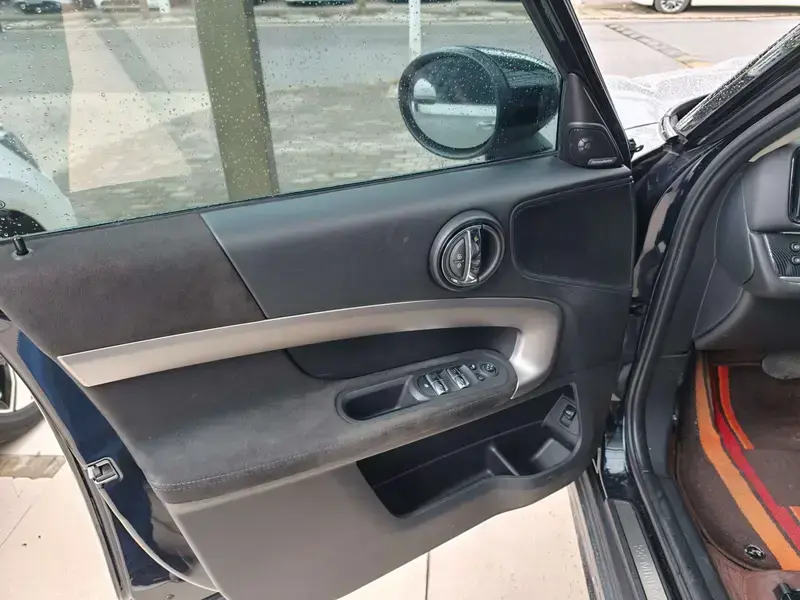 2020 Mini Countryman с пробегом 34 100 км