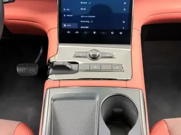 2020 Nio EC6 с пробегом 110 800 км
