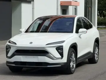Nio EC6