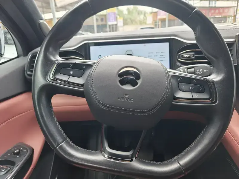 2020 Nio EC6 с пробегом 66 000 км