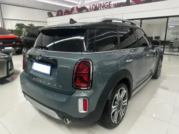 2021 Mini Countryman с пробегом 133 000 км