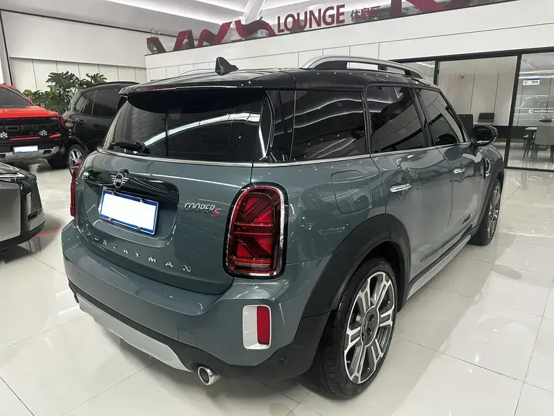 2021 Mini Countryman с пробегом 133 000 км