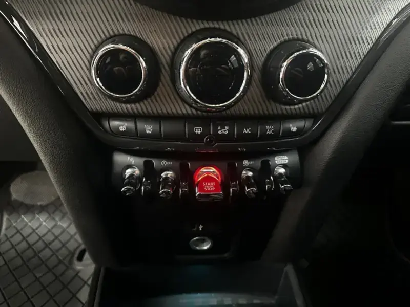 2021 Mini Countryman с пробегом 133 000 км