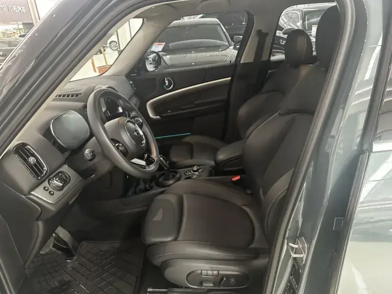 2021 Mini Countryman с пробегом 133 000 км