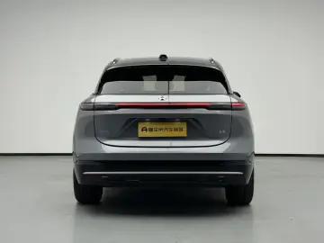 2025 Nio ES6 с пробегом 21 800 км