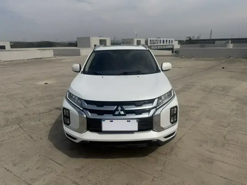 2020 Mitsubishi ASX с пробегом 54 000 км