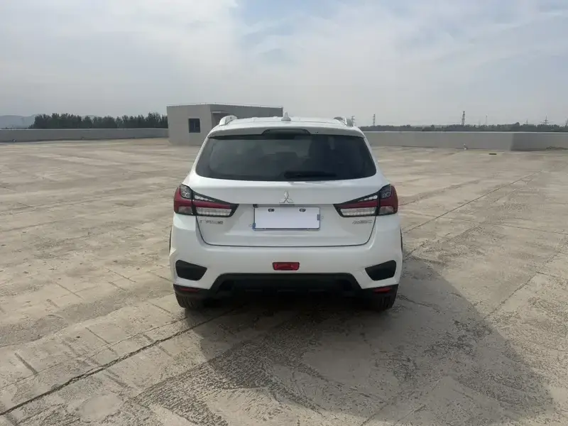 2020 Mitsubishi ASX с пробегом 54 000 км