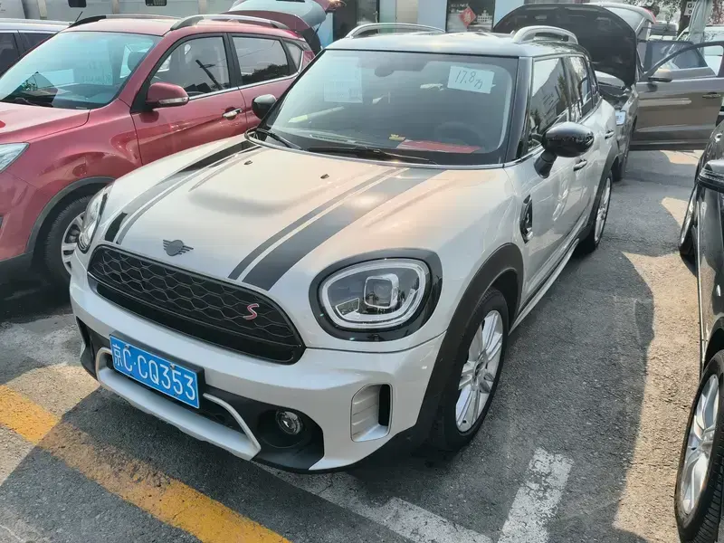 2022 Mini Countryman с пробегом 42 000 км
