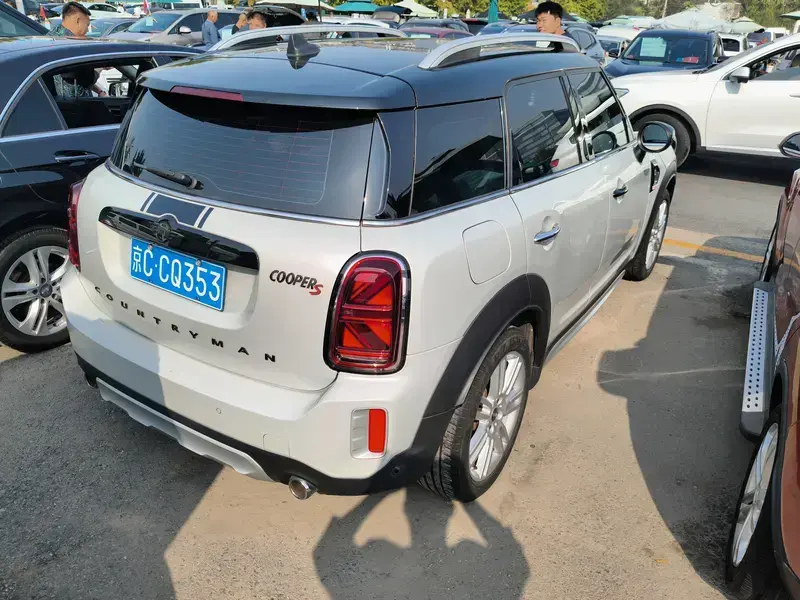 2022 Mini Countryman с пробегом 42 000 км