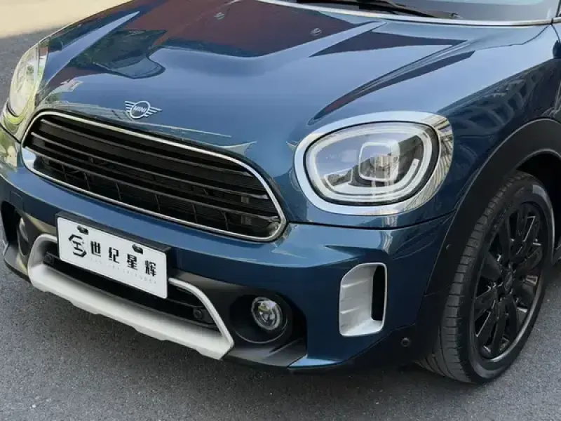 2021 Mini Countryman с пробегом 30 000 км