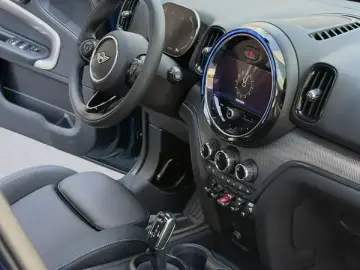 2021 Mini Countryman с пробегом 30 000 км