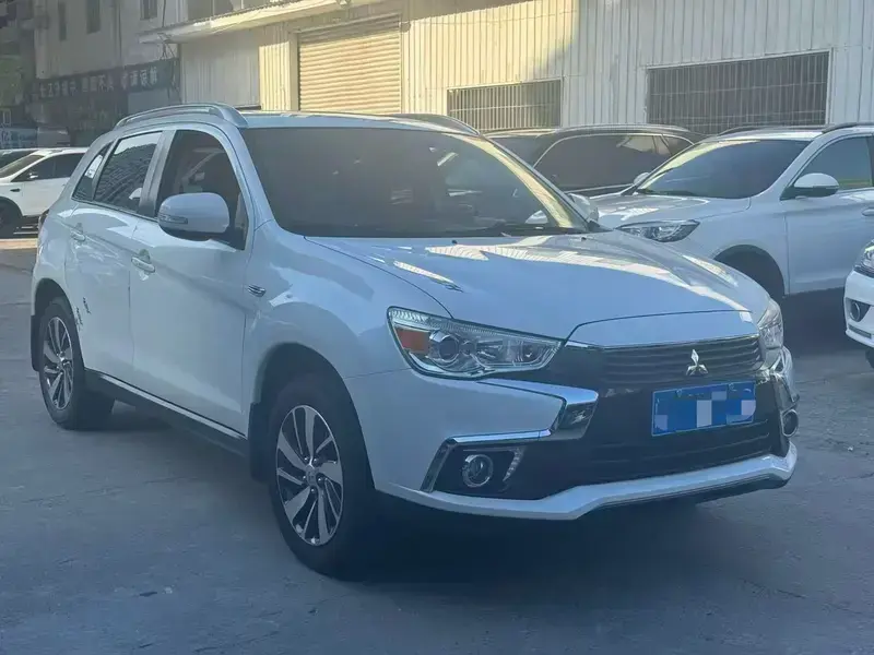 2020 Mitsubishi ASX с пробегом 60 000 км