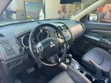 2020 Mitsubishi ASX с пробегом 60 000 км