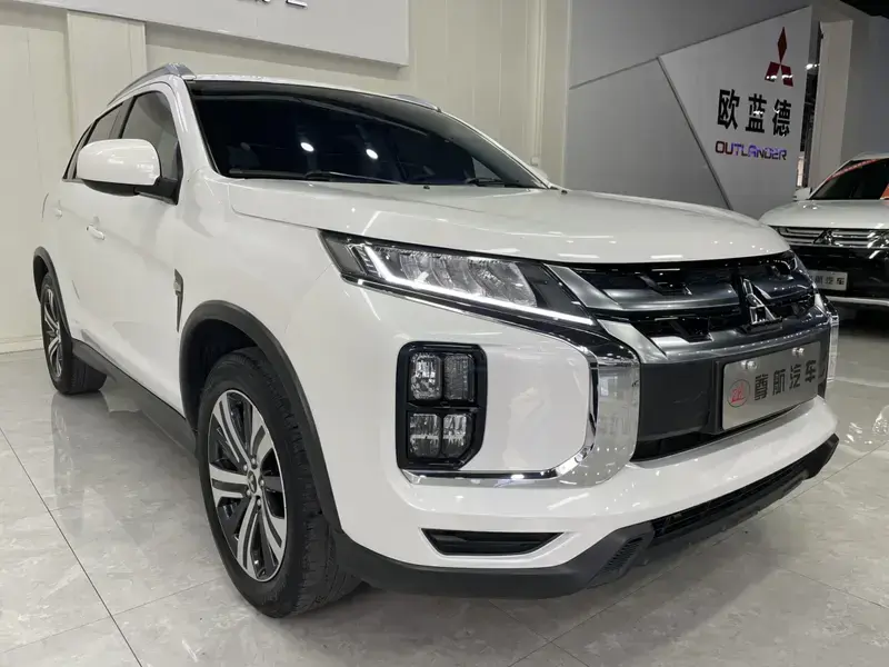 2020 Mitsubishi ASX с пробегом 28 000 км