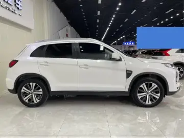 2020 Mitsubishi ASX с пробегом 28 000 км