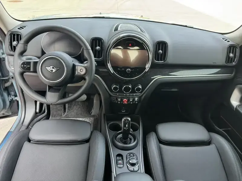 2023 Mini Countryman с пробегом 9 600 км
