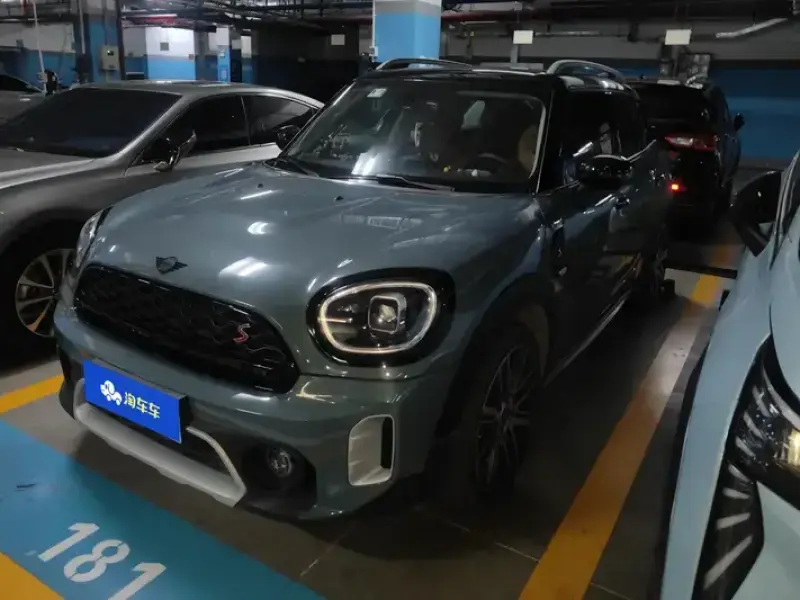 2023 Mini Countryman с пробегом 42 000 км