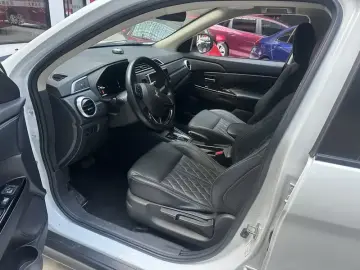 2020 Mitsubishi ASX с пробегом 50 000 км