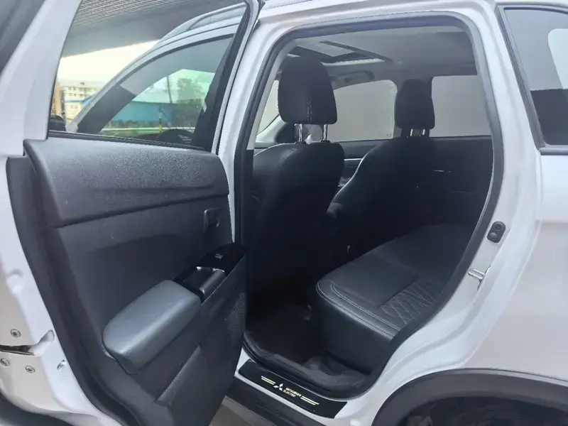 2020 Mitsubishi ASX с пробегом 18 000 км