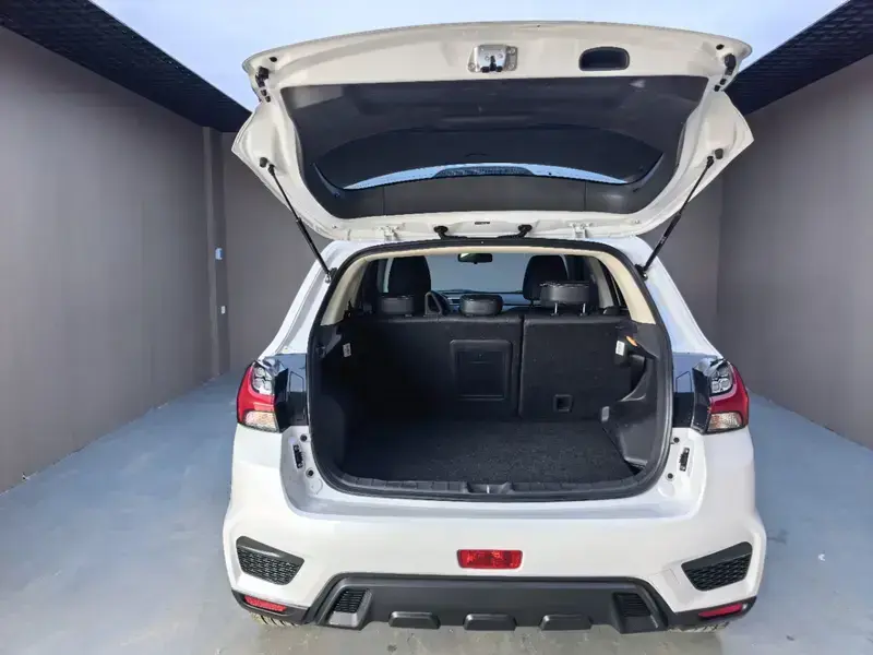 2020 Mitsubishi ASX с пробегом 18 000 км