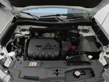 2020 Mitsubishi Outlander с пробегом 85 600 км