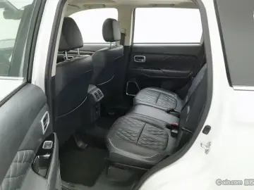 2020 Mitsubishi Outlander с пробегом 85 600 км