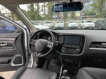 2019 Mitsubishi Outlander с пробегом 91 000 км