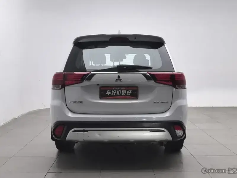 2019 Mitsubishi Outlander с пробегом 91 900 км
