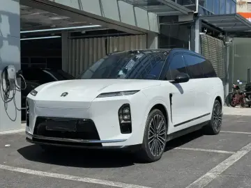 2026 Nio ES8 с пробегом 7 700 км