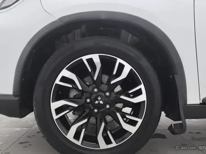 2019 Mitsubishi Outlander с пробегом 91 900 км
