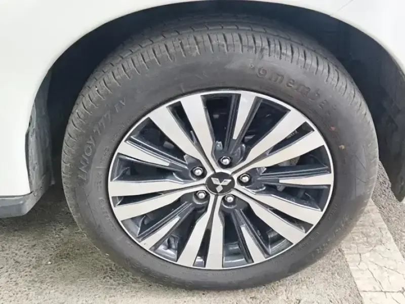 2021 Mitsubishi Outlander с пробегом 42 000 км