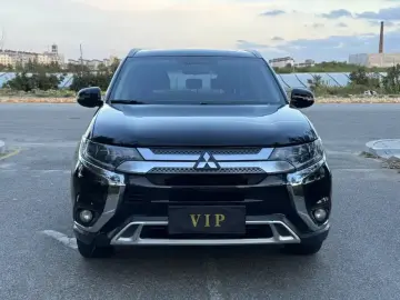 2020 Mitsubishi Outlander с пробегом 96 000 км