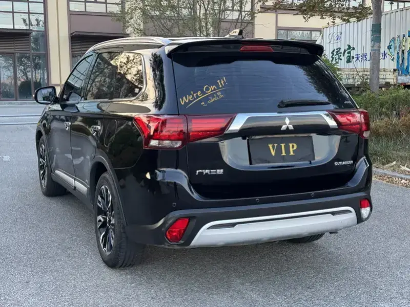 2020 Mitsubishi Outlander с пробегом 96 000 км