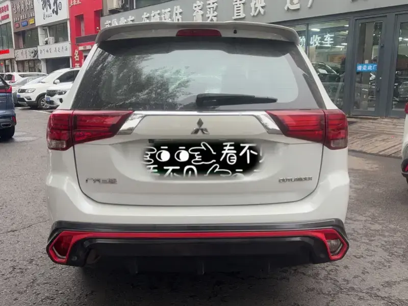 2021 Mitsubishi Outlander с пробегом 34 900 км