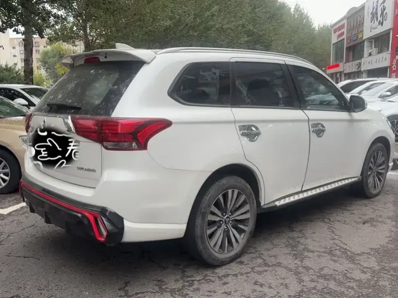 2021 Mitsubishi Outlander с пробегом 34 900 км