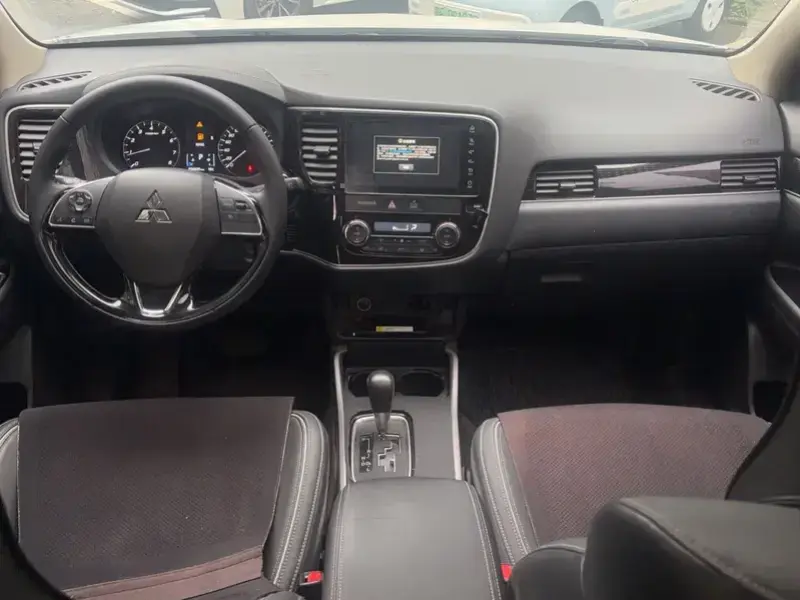 2021 Mitsubishi Outlander с пробегом 34 900 км