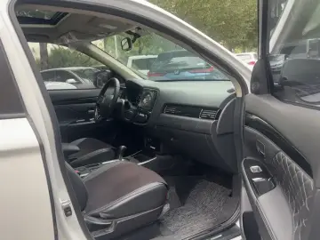 2021 Mitsubishi Outlander с пробегом 34 900 км