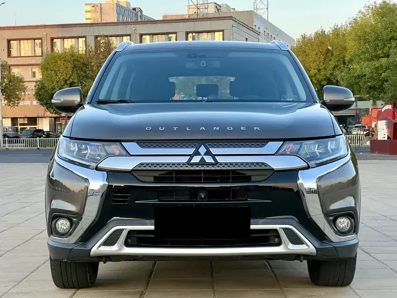 2019 Mitsubishi Outlander с пробегом 60 000 км