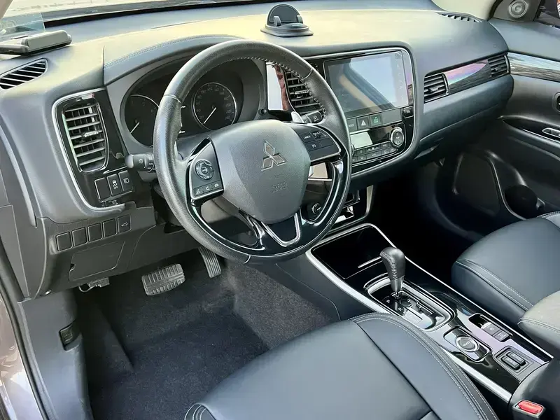 2019 Mitsubishi Outlander с пробегом 60 000 км