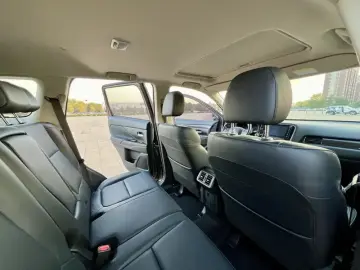 2019 Mitsubishi Outlander с пробегом 60 000 км