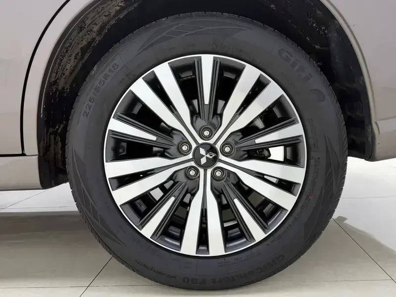 2021 Mitsubishi Outlander с пробегом 30 100 км