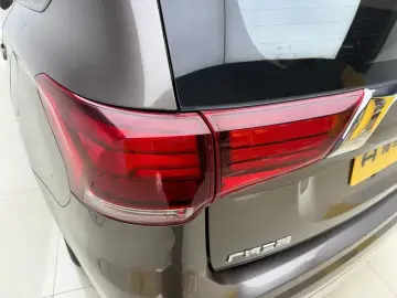 2021 Mitsubishi Outlander с пробегом 30 100 км