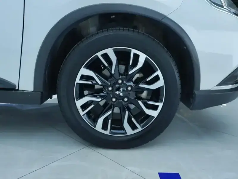 2020 Mitsubishi Outlander с пробегом 97 000 км
